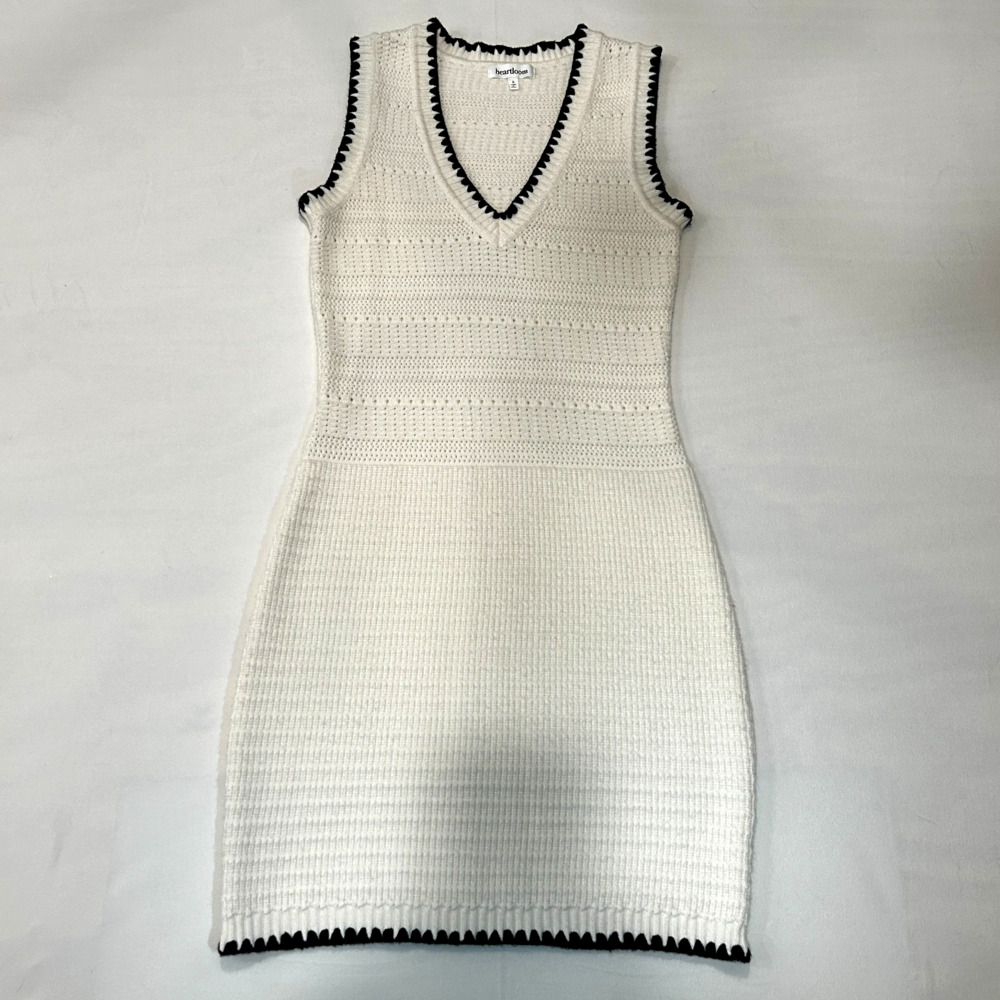 Pre-owned Heartloom Women’s Size: S Ivory Knit Dress with Navy Trim.